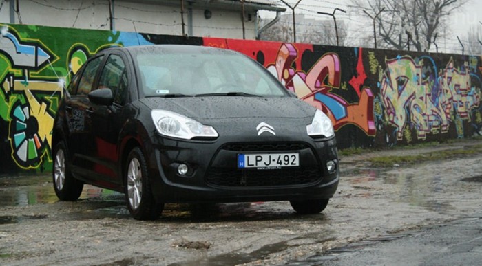 3,9 millió forint a tesztelt 1,4 Collection alapára