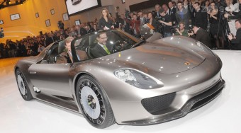 A jövő sportkocsija a Porschétól - videó