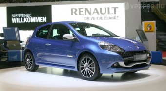 Csíkos sportmodell a Renault-tól
