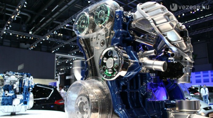 A hagyományos motorok sem tűnnek el 