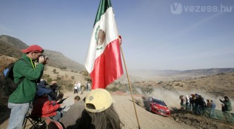 Meleg, por és kaktusz a hétvégén