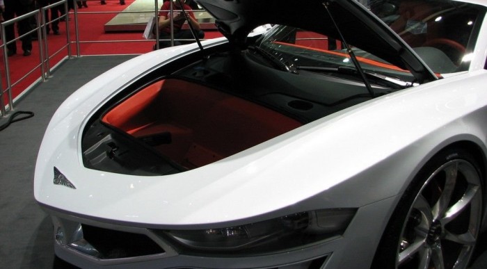 Hispano-Suiza: szupersportautó magyar motorral 8 | Vezess Mint a 120-as Skodában