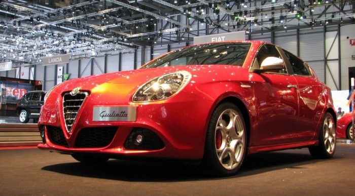 Mit láttunk Genfben az Alfa-Romeótól? 10 | Vezess Az Alfa új reménye