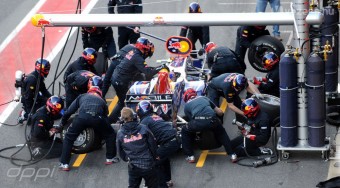 F1: Kerékcsere 2 másodperc alatt?