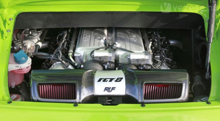 Porsche 911 V8-as motorral 6