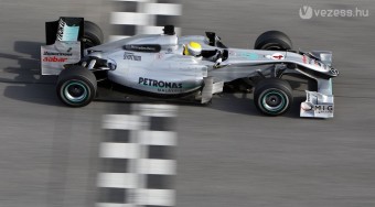F1: A Mercedes dobogót sem vár a hétvégén