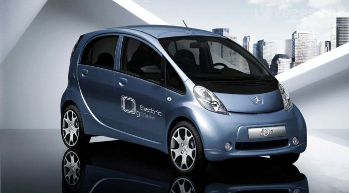 Jövő februárra itt lesz a Peugeot i0n
