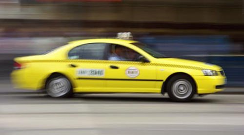 11 ezer km egy taxi hátuljában 7