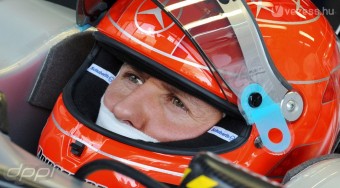 F1: Schumi még rozsdás, Alonso meglepetést vár