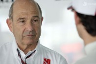 Sauber csak megmentőként ugrott be, nem marad sokáig