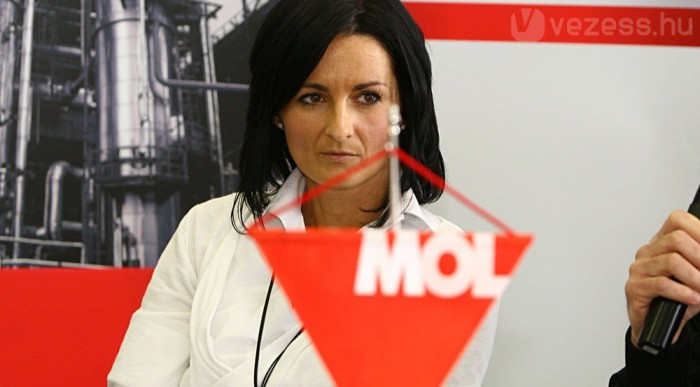 A MOL nem viccel
