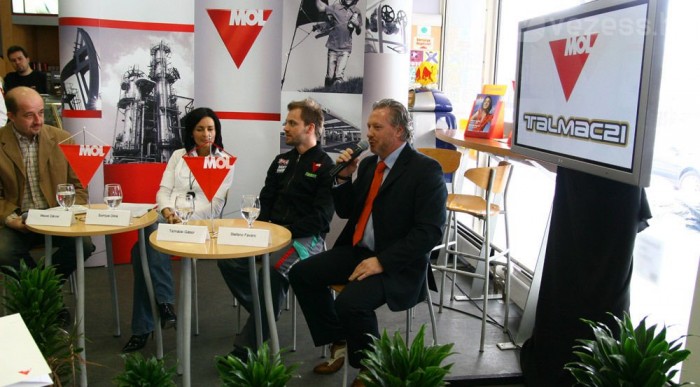 Idén is közösen vágtak bele