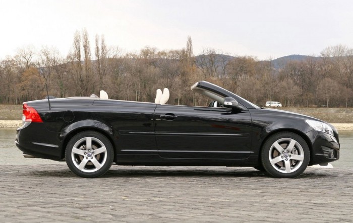 Télen is ledobjuk a felsőt: Volvo C70 6 | Vezess Négy évszakos kabrió