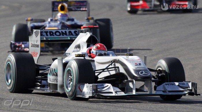 F1: Pénzt pumpál a Mercedesbe a DHL