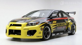 600 lóerő, hátsókerék, szerpentin - videó