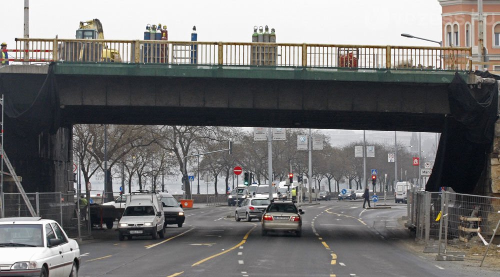 Megszűnhetnek a dugók a Margit hídon 8