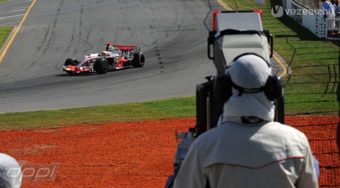 Haladni kellene a korral: HD-t és netes közvetítést kér a nép