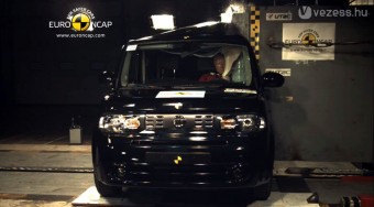 Nissan Cube - négycsillagos kocka