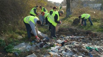 Legyen közmunkás az út mellett