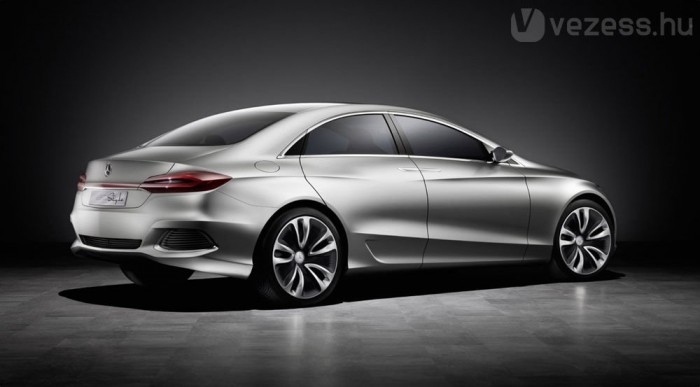 Szuperszedánt épít a Mercedes 6 | Vezess Újfajta feltöltéssel