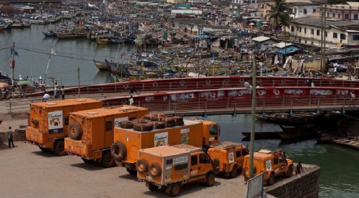 Autóval rajzolják Afrika portréját 6 | Vezess Autóval rajzolják Afrika portréját 6