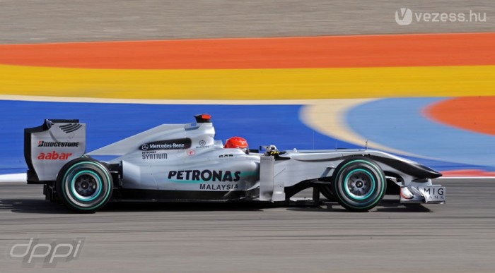 F1: Schumacher nagyot bukhat!