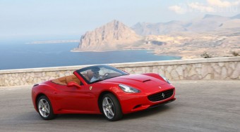 Kuplungpedált kértek a Ferrari-vevők