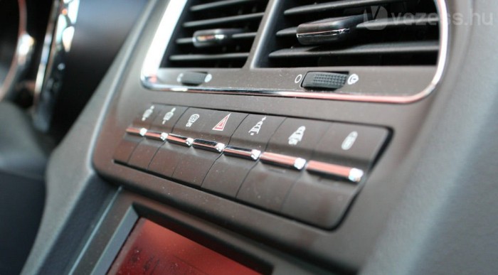 Melyik lehet a vészvillogó?