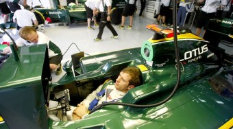 F1: Lassú autóval is tuti nyerő a Lotus