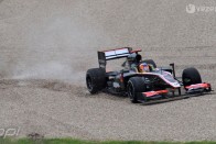 F1: Kovalainen megint kitett magáért 123