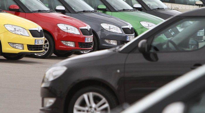 Rally Green, Aqua Blue és Pacific Blue -Ezek az új színek