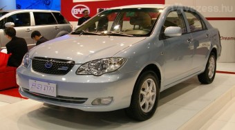 Kínai az első konnektoros hibrid