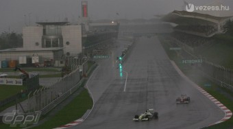 F1: Özönvíz, káosz lehet a hétvégén!