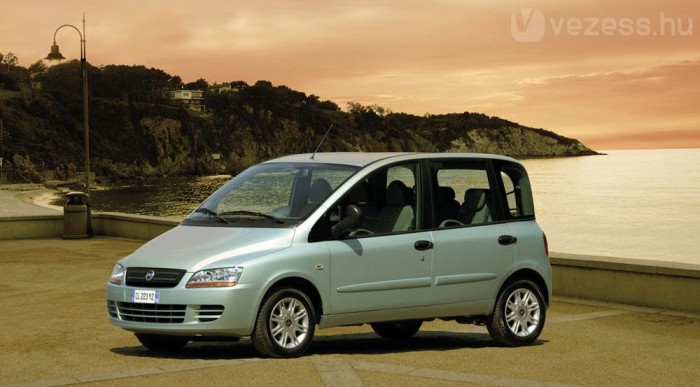 Hibrid autót tervez a Fiat 3 | Vezess A Multipla utódjából is lesz