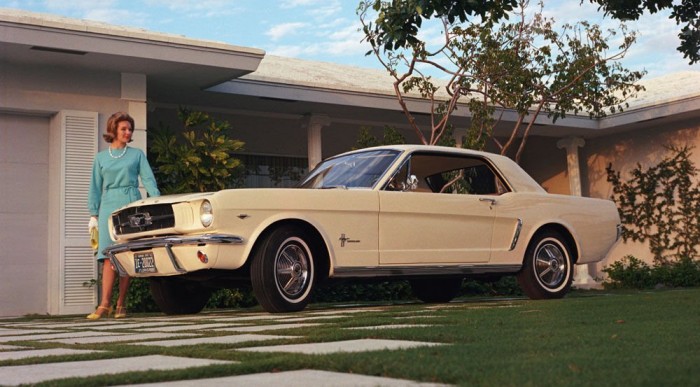 Elhunyt a Ford Mustang atyja 1