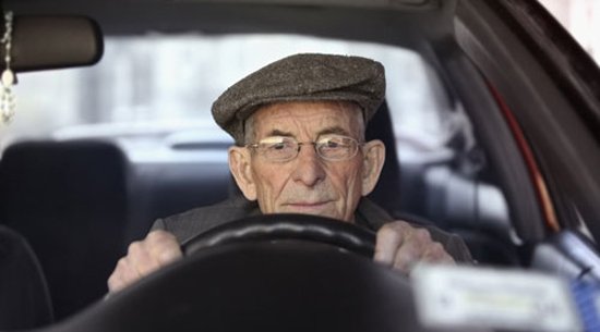 Felülvizsgálnák az idősek jogosítványát