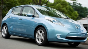 Hitelből gyártja villanyautóját a Nissan