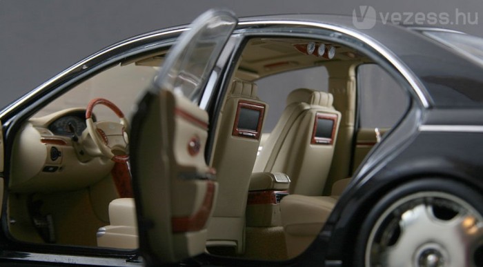 Figyeljék a tetőbe rejtett műszereket!