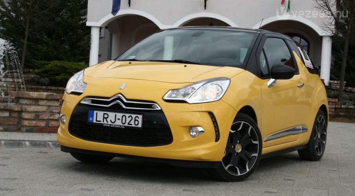 Sportos kisautó, egyértelműen MINI konkurens