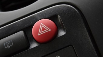 Pofátlanság a rendőrség előtt