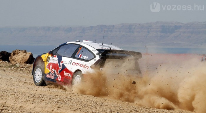 Összetörte autóját a Ford menője 6