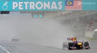 F1: Webberé a pole az özönvízben!