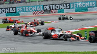 F1: Hamilton örül, Button nem bírt a gumikkal