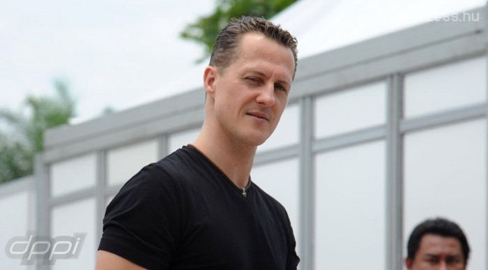 F1: Schumi is beállt a sorba