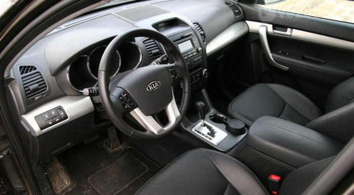 Teszt: melyik a jobb dízel SUV? 8 | Vezess Jó a Kia üléspozíciója