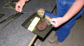 Hová szaladjunk, ha összetört a tükör?