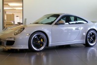 Ijesztően drága 911 Sport Classic: 494 euró minden egyes lóerő, amiből 408 akad