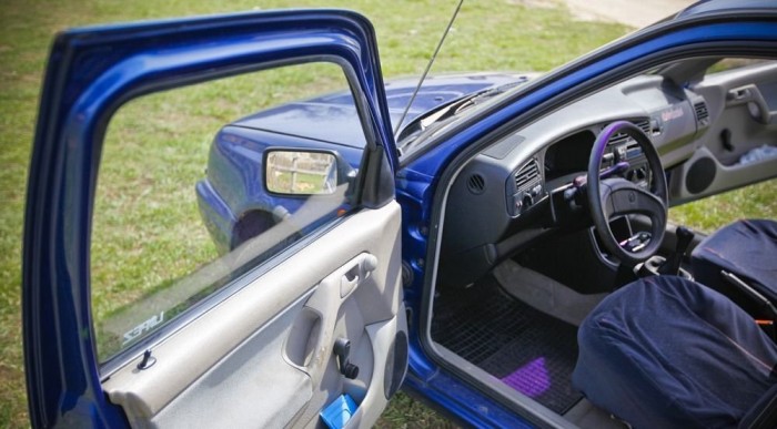 Az ajtók ma is úgy csapódnak, ahogy egy új VW-n