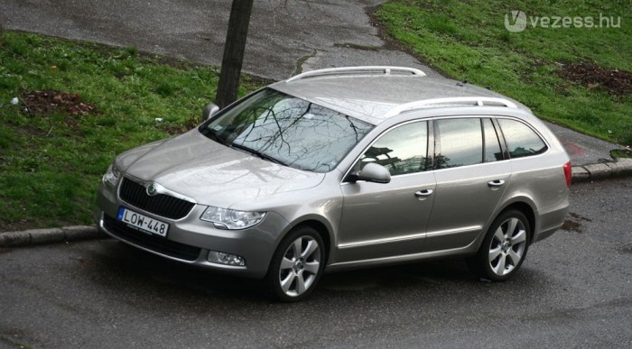 Szép látvány a parkolóban is