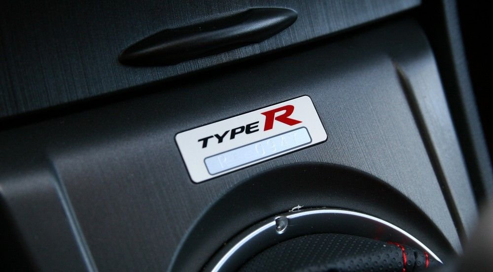 Minden Civic Type R egyedi sorszámot kap